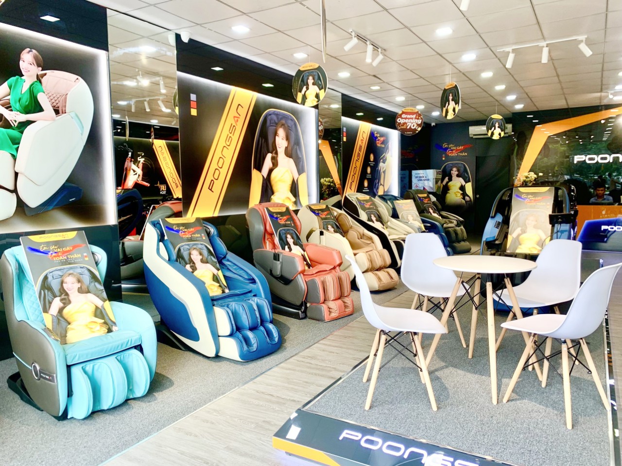 Rộn ràng ưu đãi 70% trong tuần lễ vàng